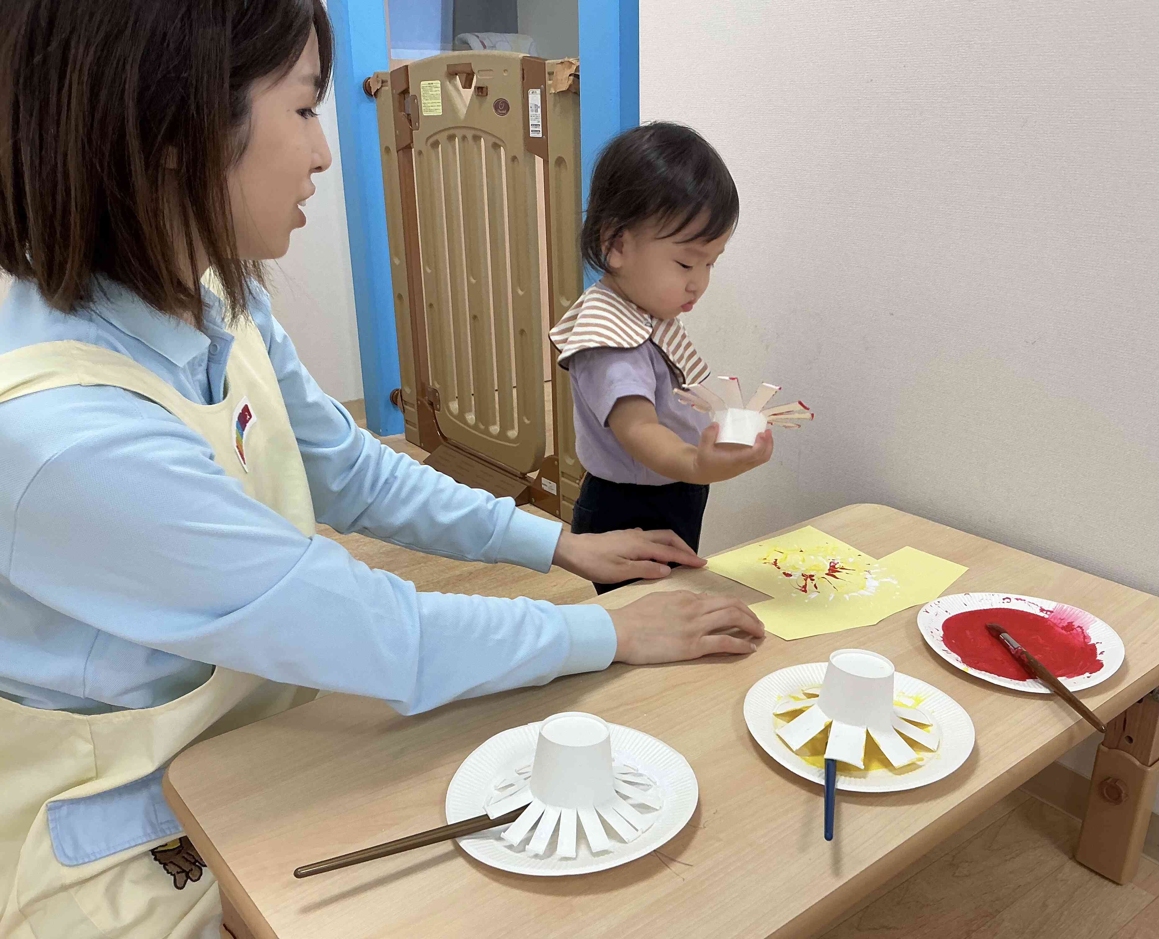 製作が出来上がると「ドゥ！(できたよ！)」と言って見せてくれました。