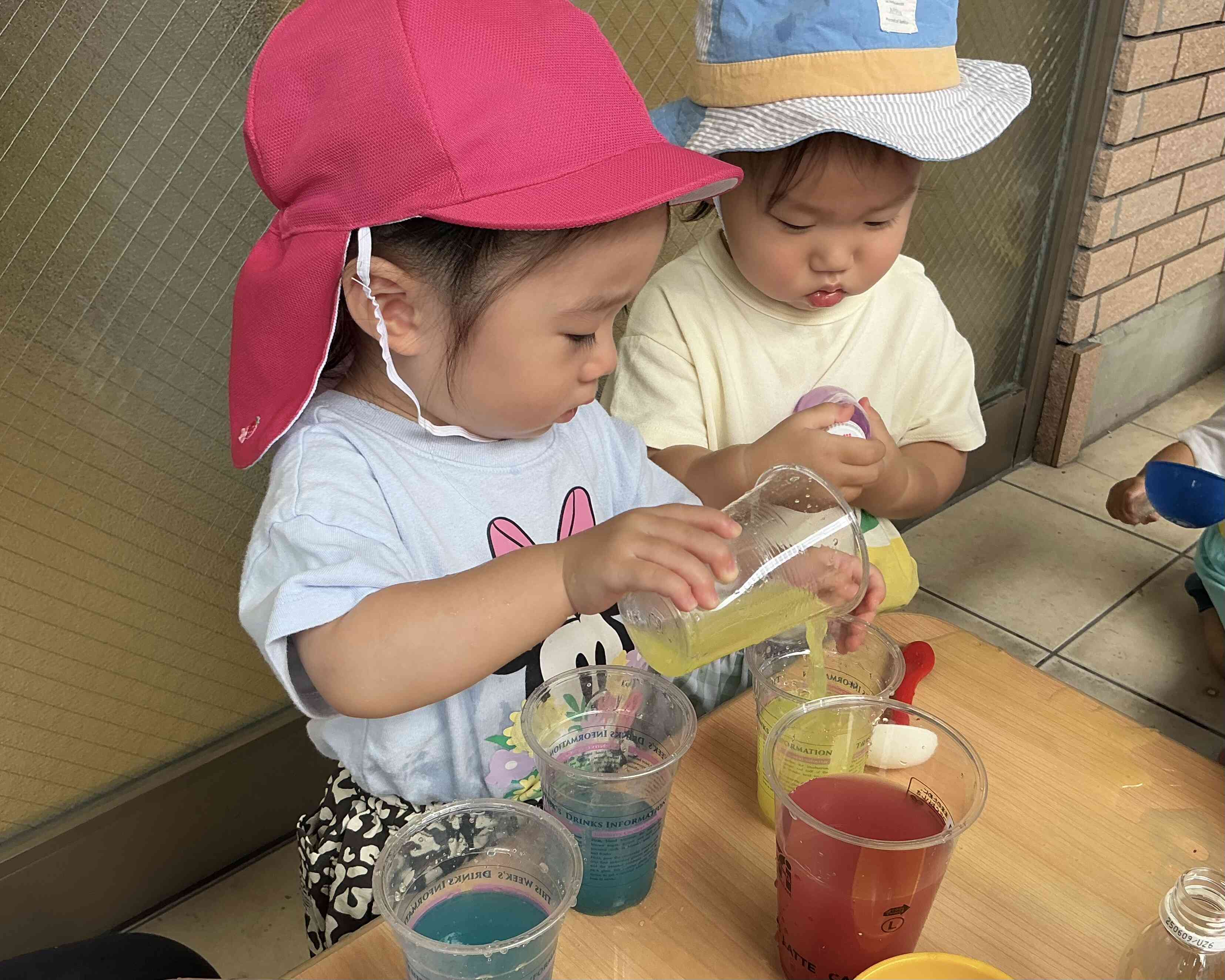 溢さないようにそ〜っとね!