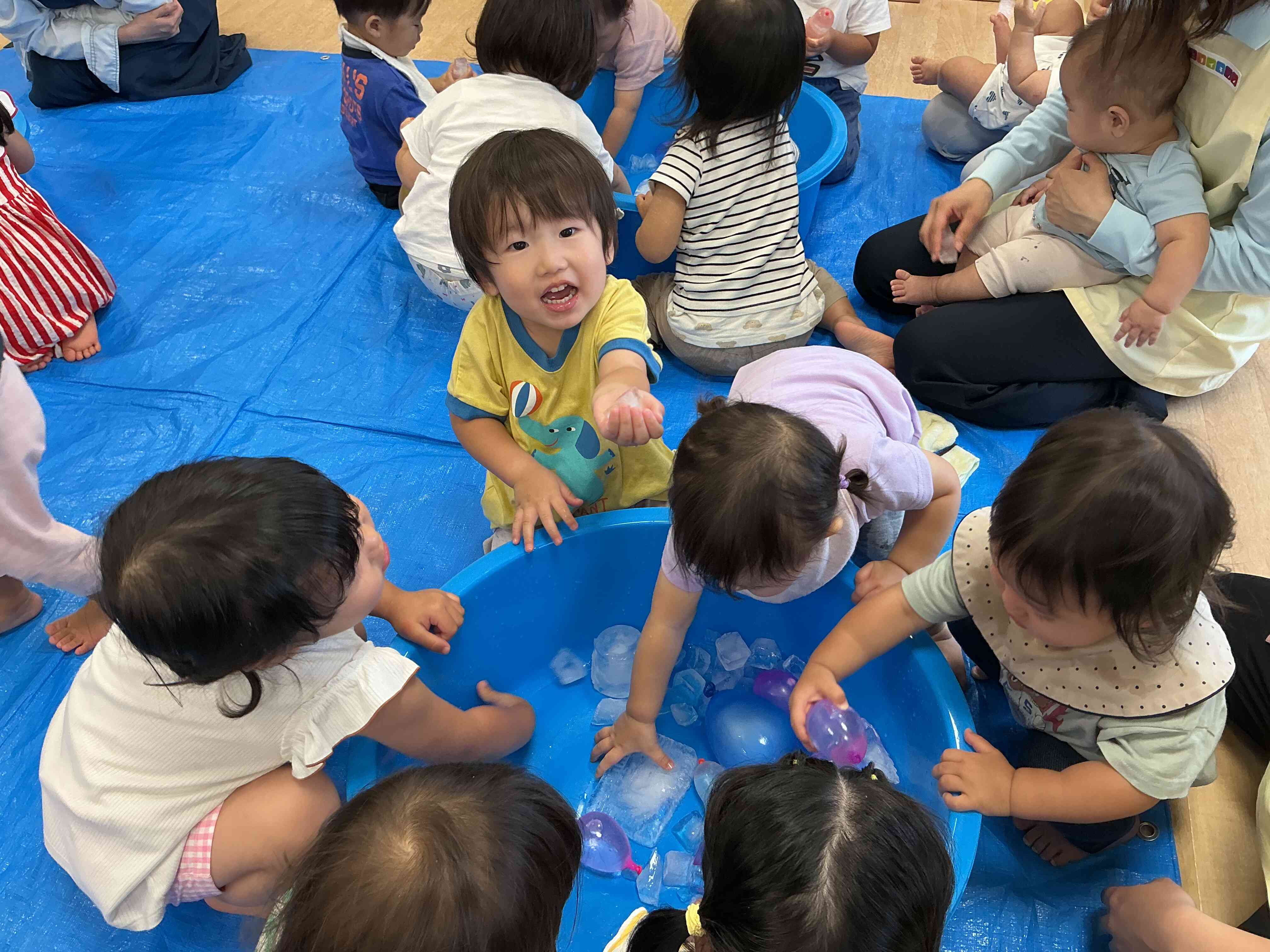 7月9日　感触遊びだよ～