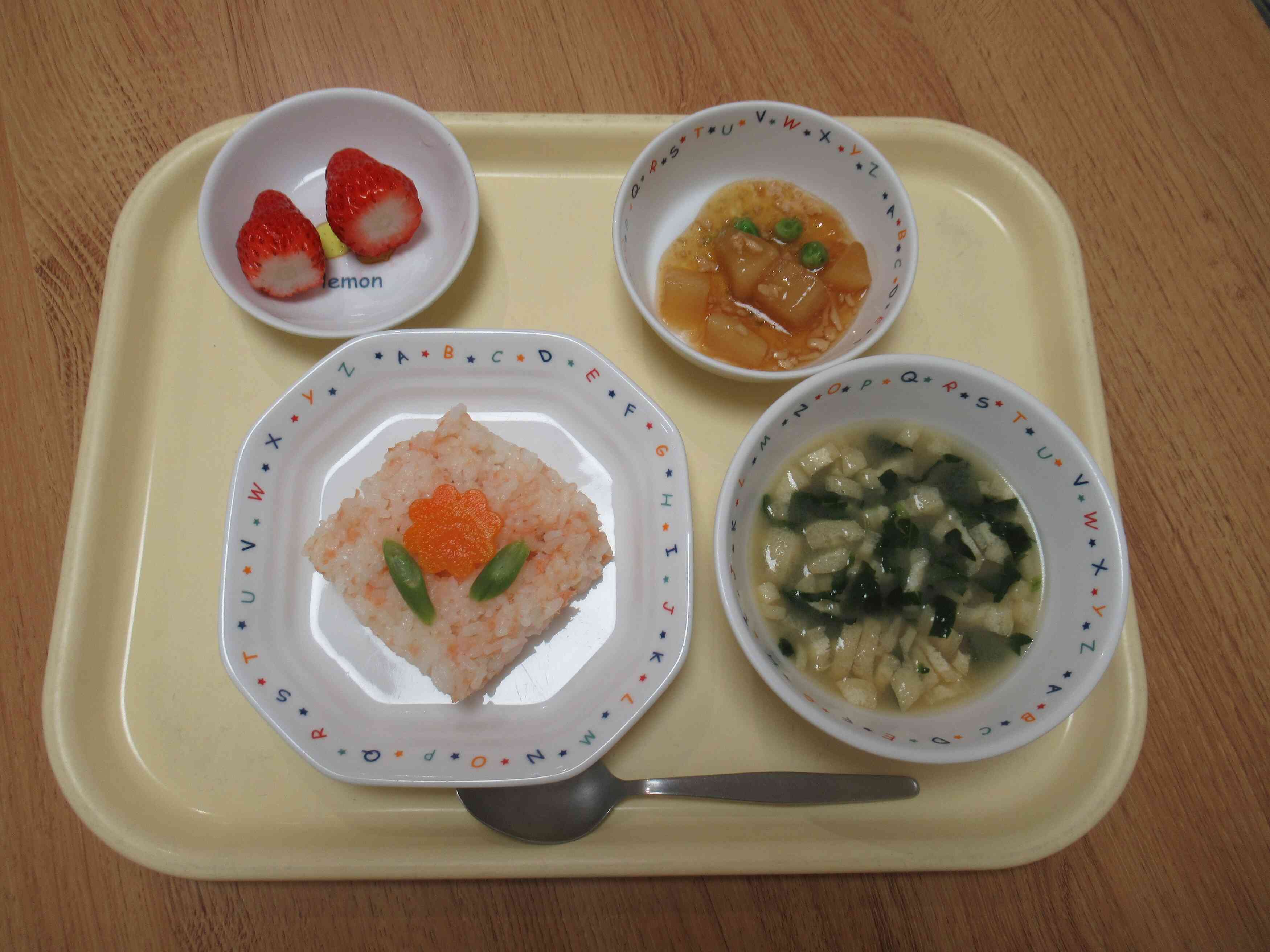 3月3日　ひなまつりの献立