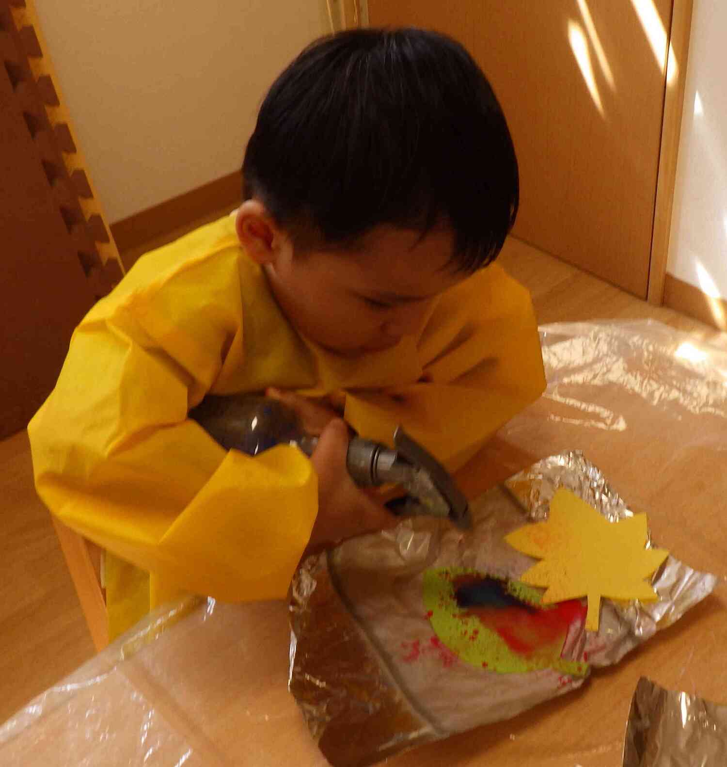 シュッシュッ!色が滲んでいるよ!