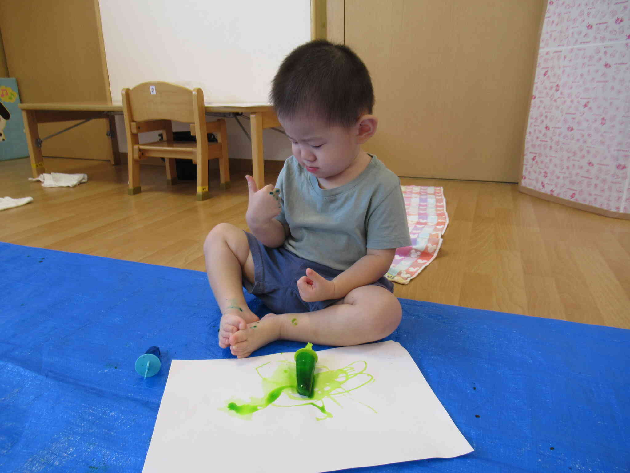 手にも色が付いたよ！