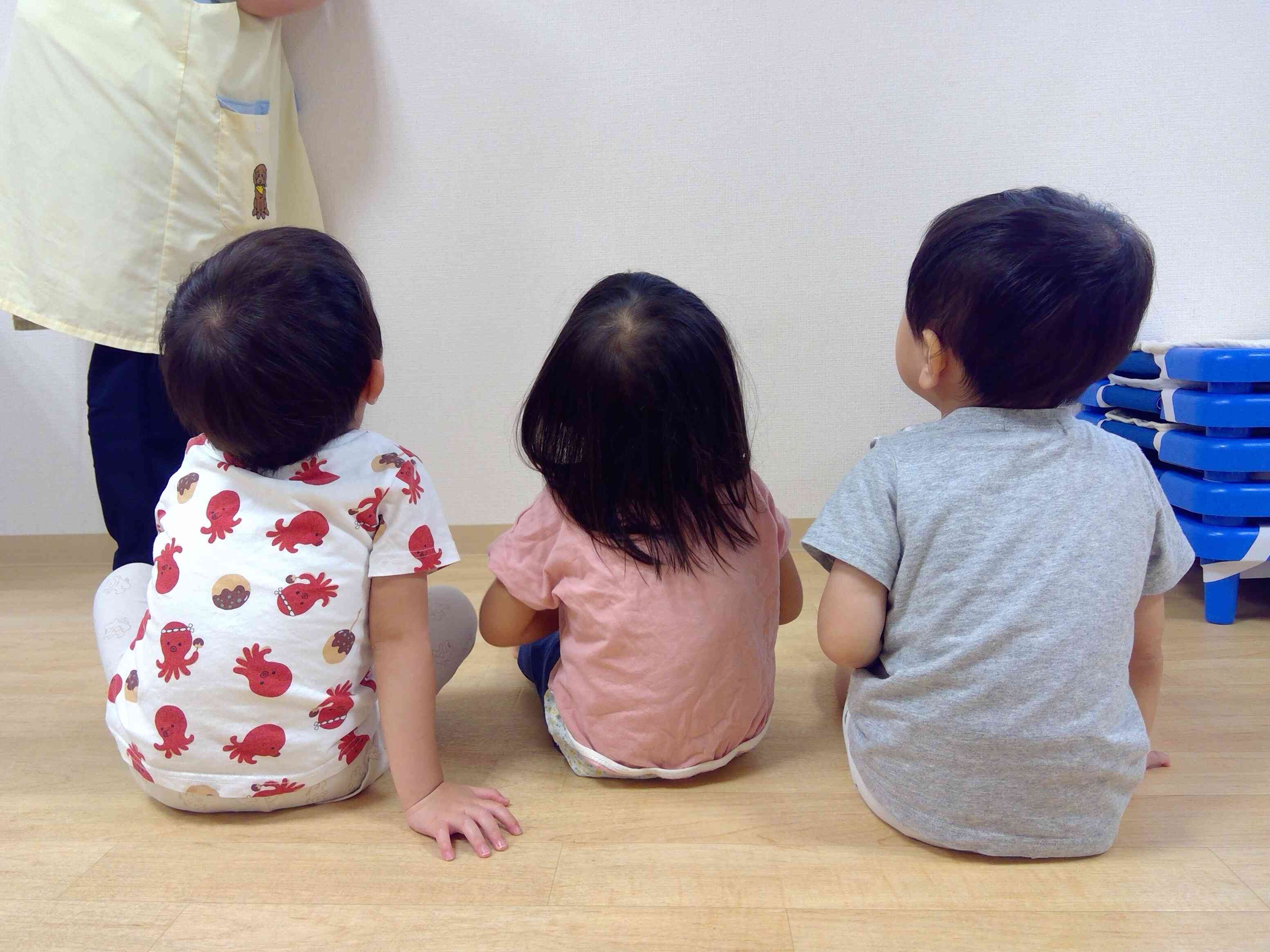 お友達と仲良く並んで撮影中♪