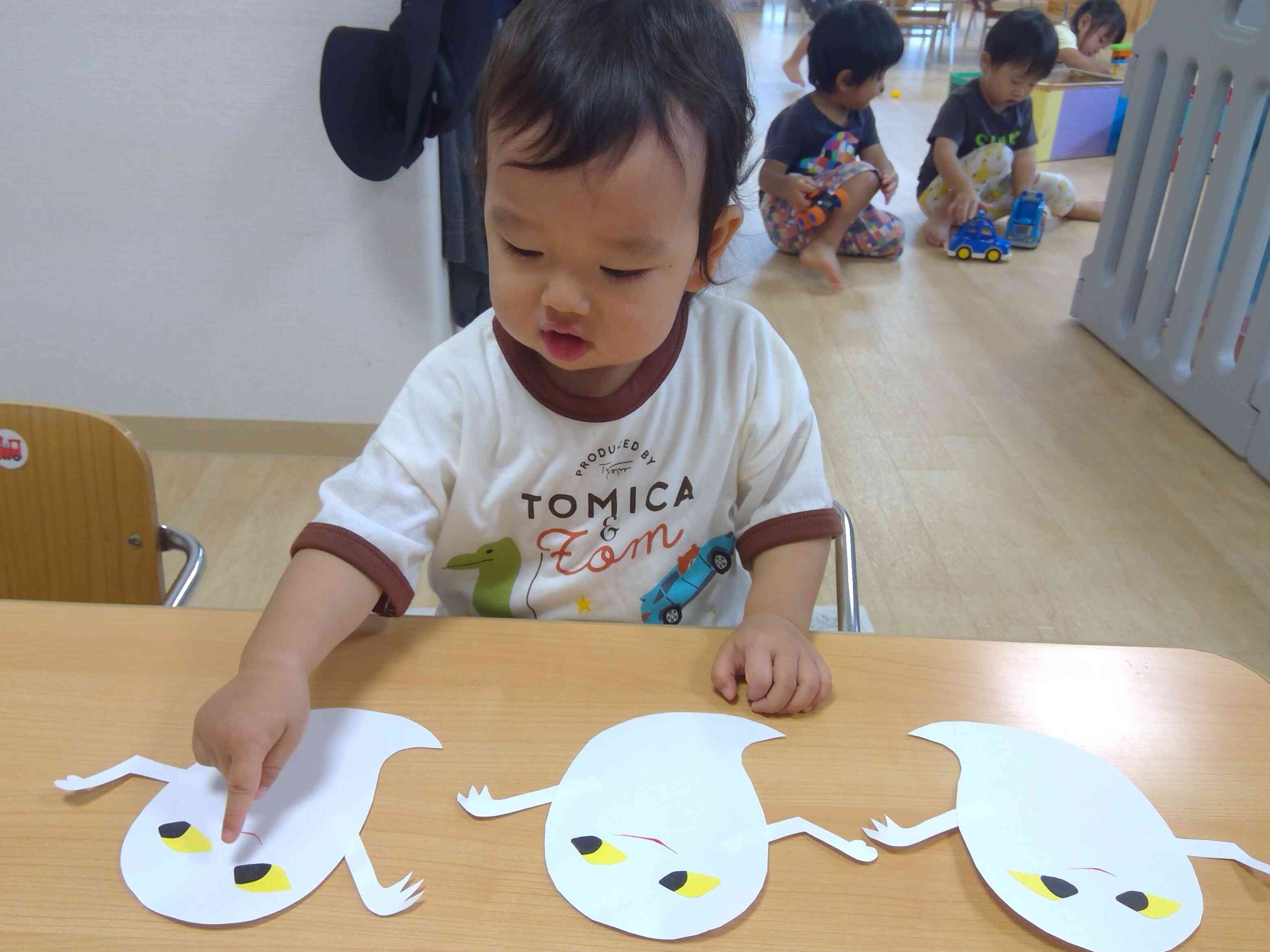 どのお化けにしようかな~?お化けも自分で選んだよ!