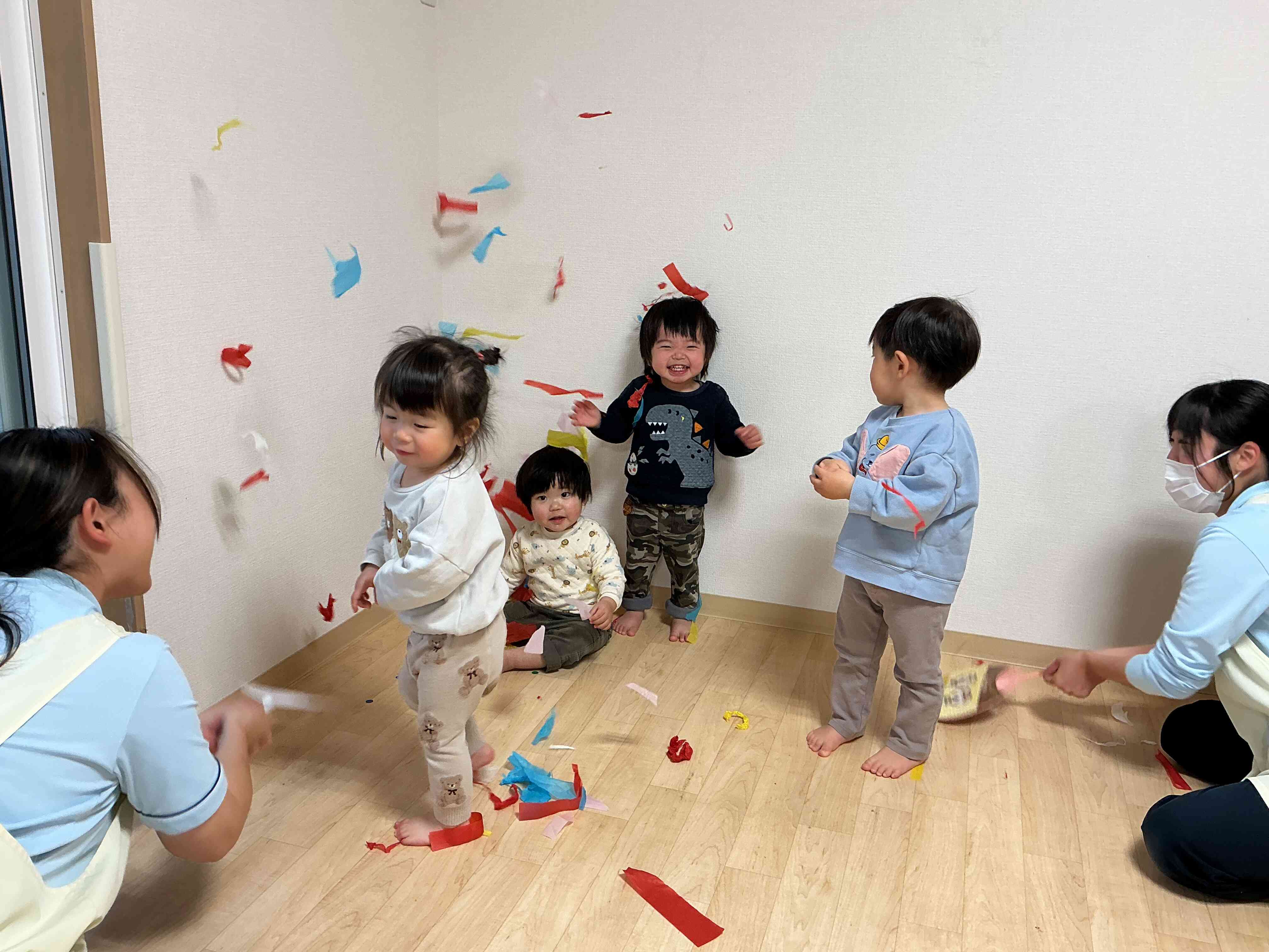 うわ〜♡花吹雪〜‼︎