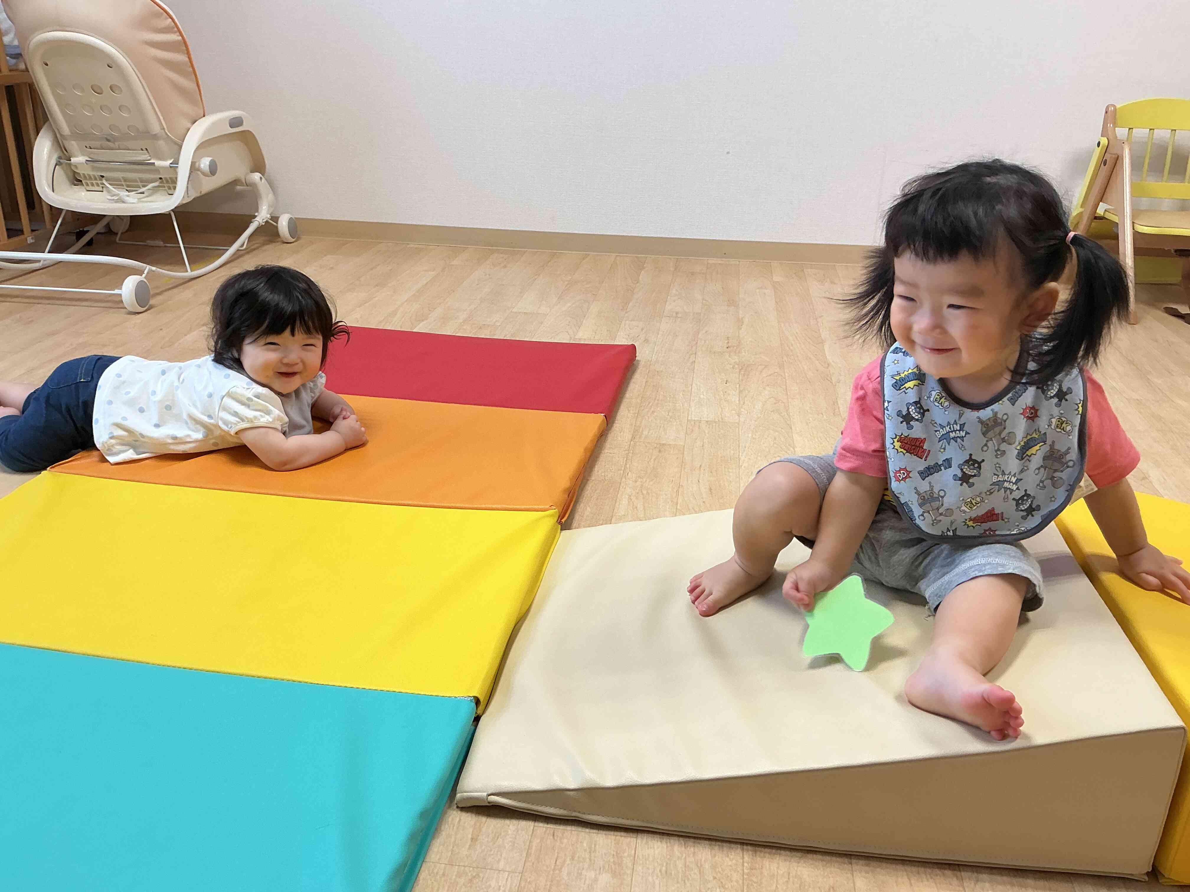 マットの上で休憩〜！