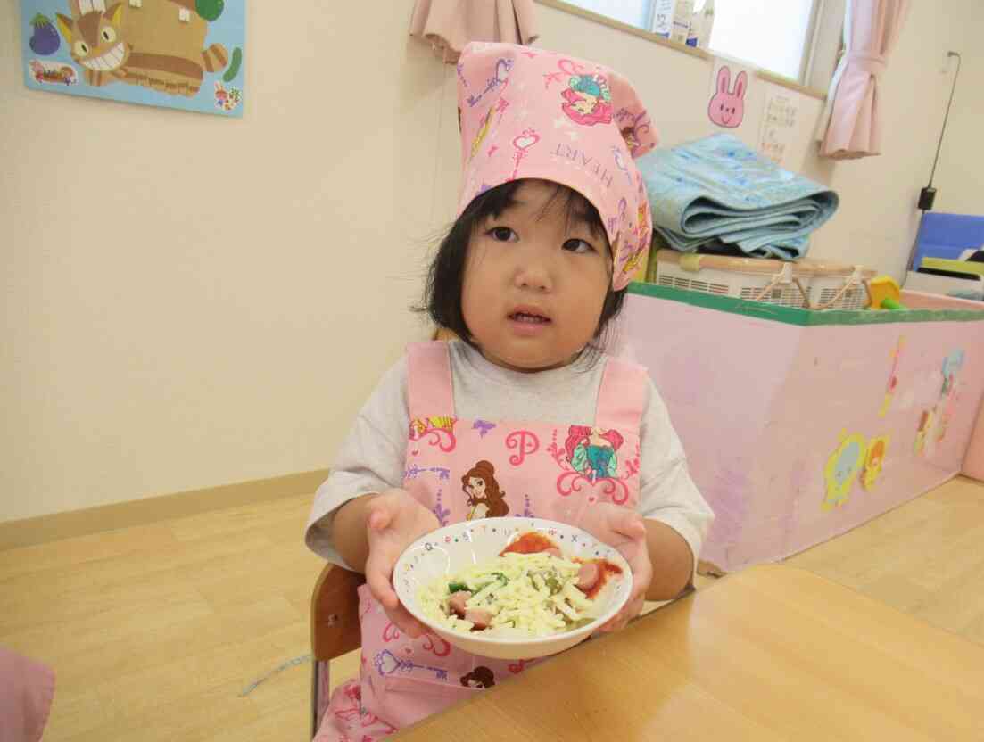 ピザづくりしたよ「ほら見て！おいしそうでしょ」