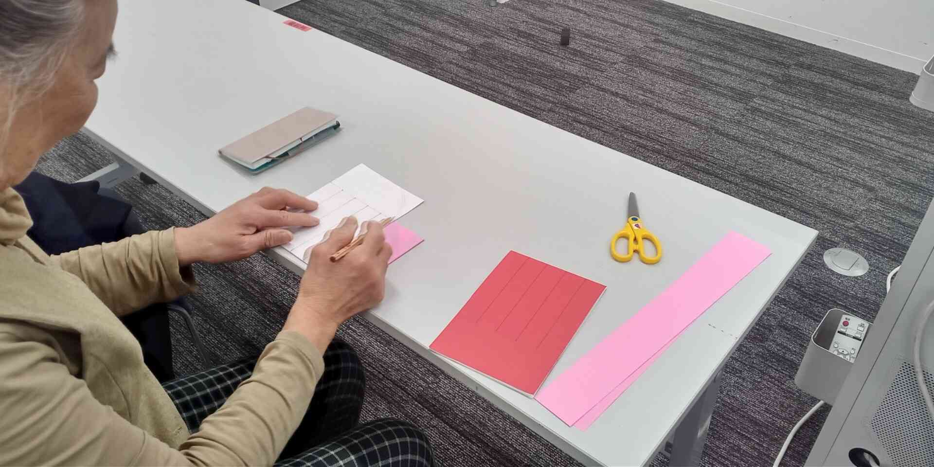 丁寧に作業を進めていきます