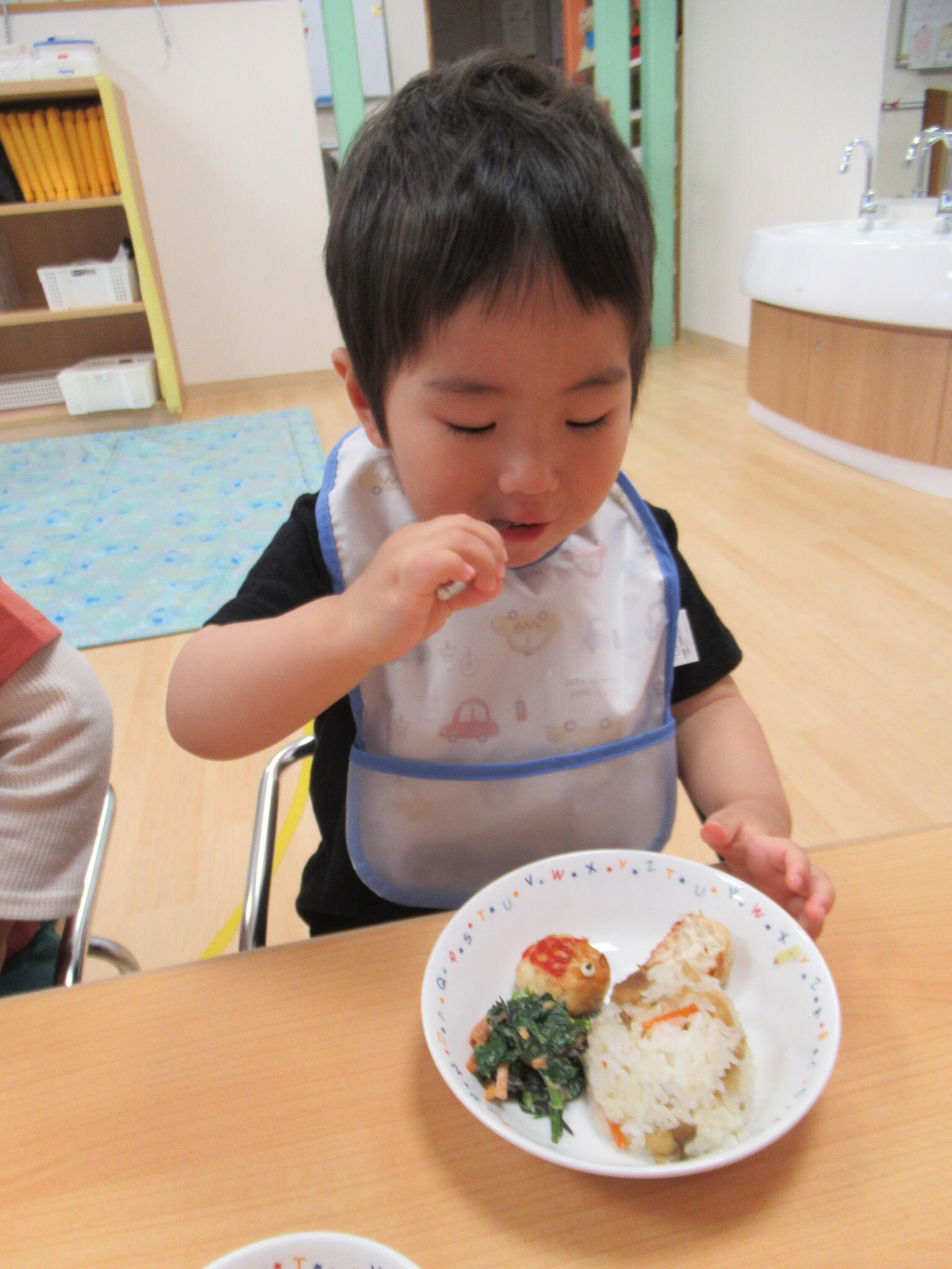 給食おいしいね♪