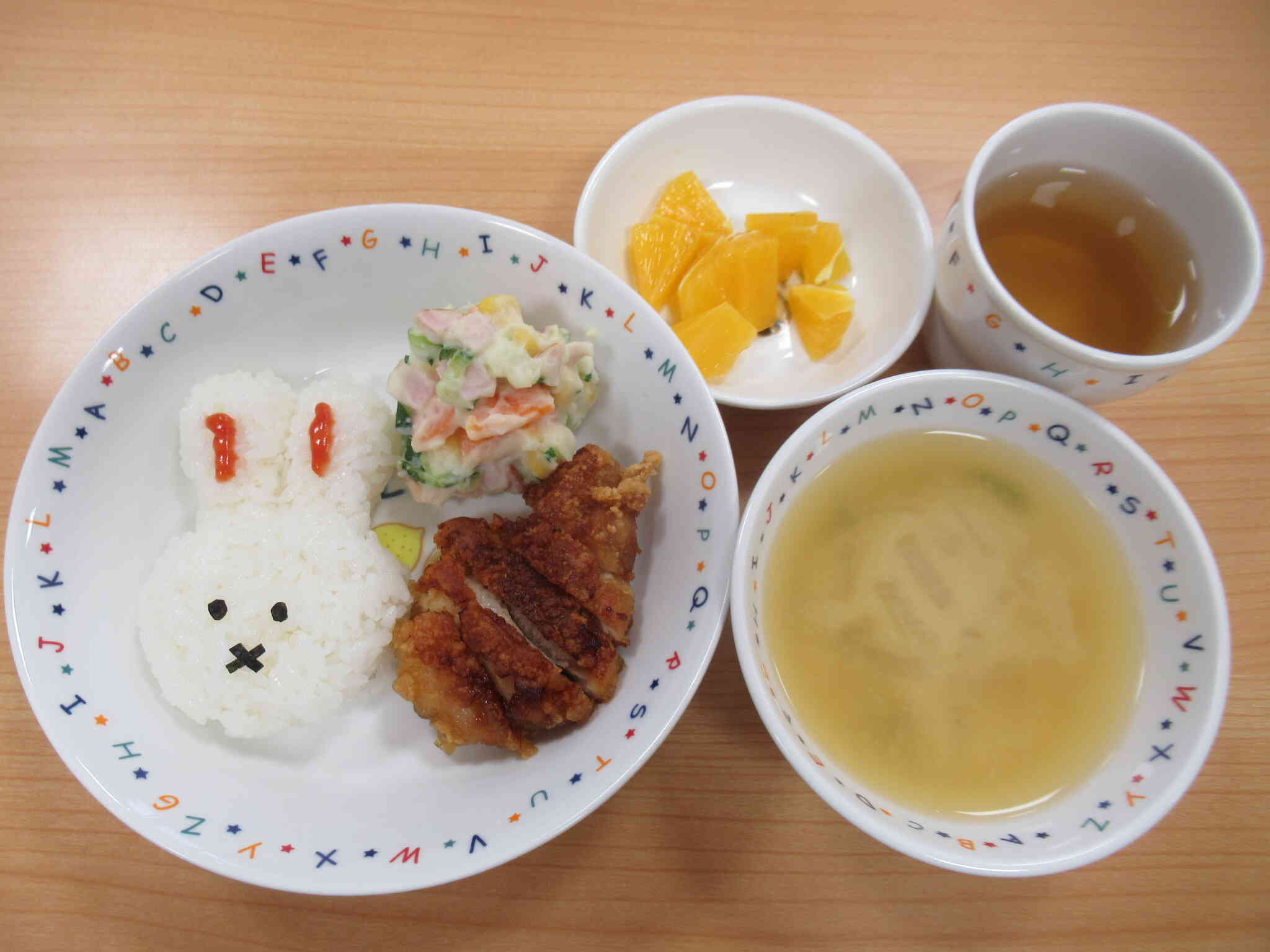 5月お誕生日給食は...