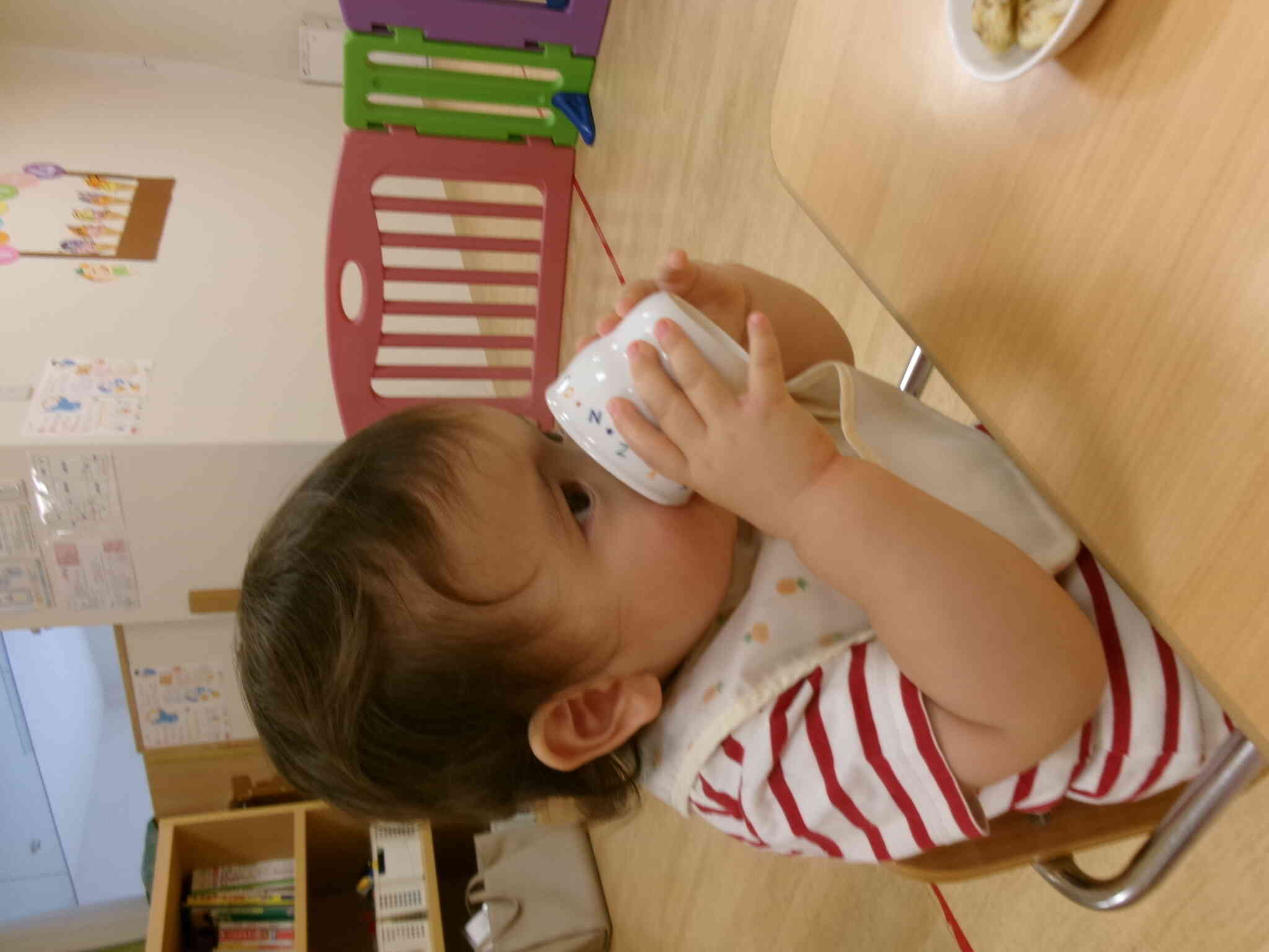 お昼寝あとのジュースは最高！