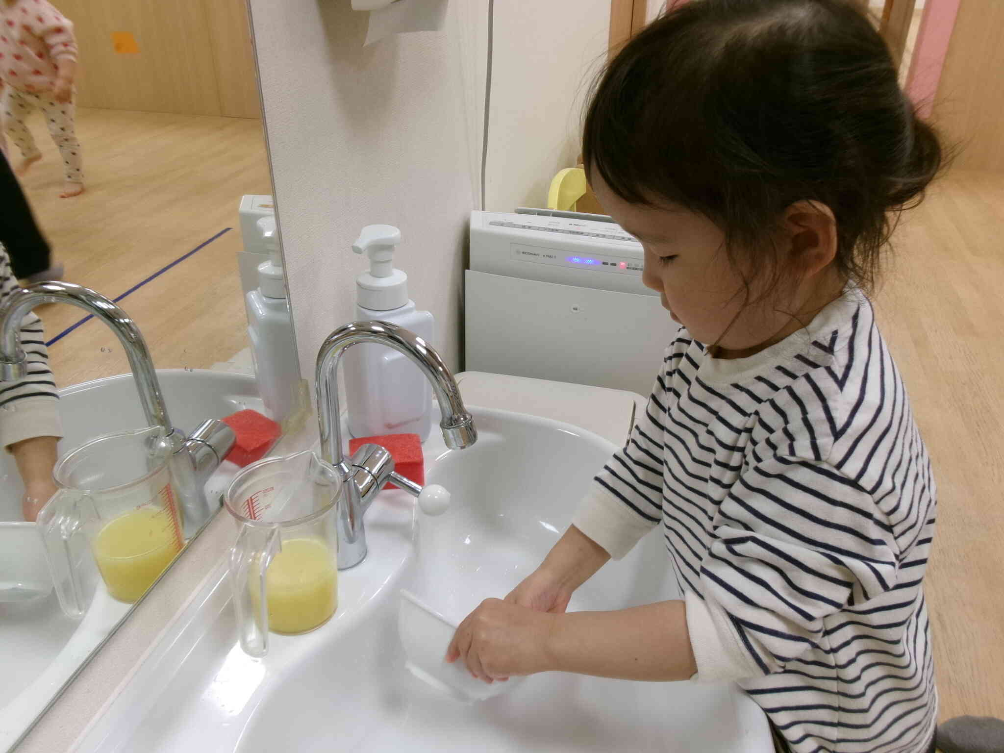 お皿洗い楽しいね。