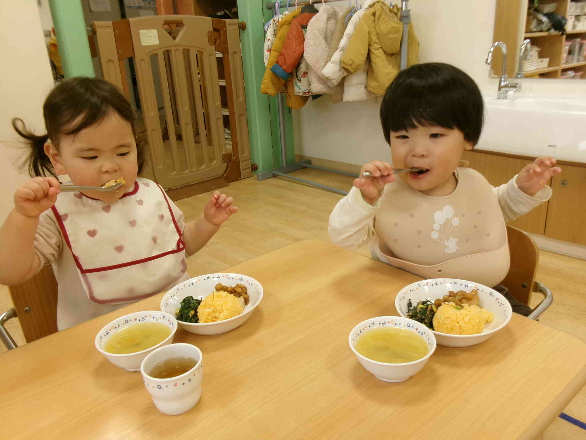 給食おいしいね♪