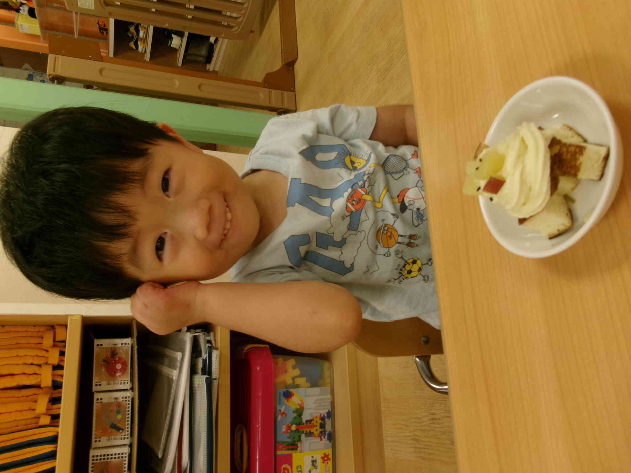 ケーキ食べるぞ！
