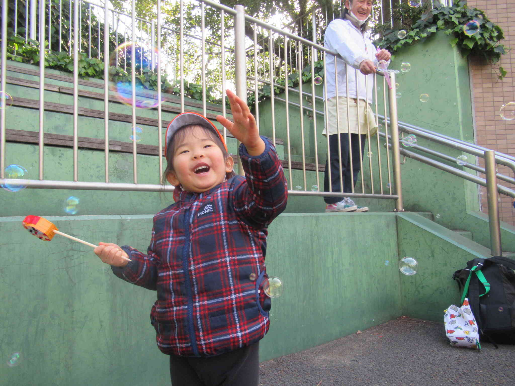 しゃぼん玉　楽しいね