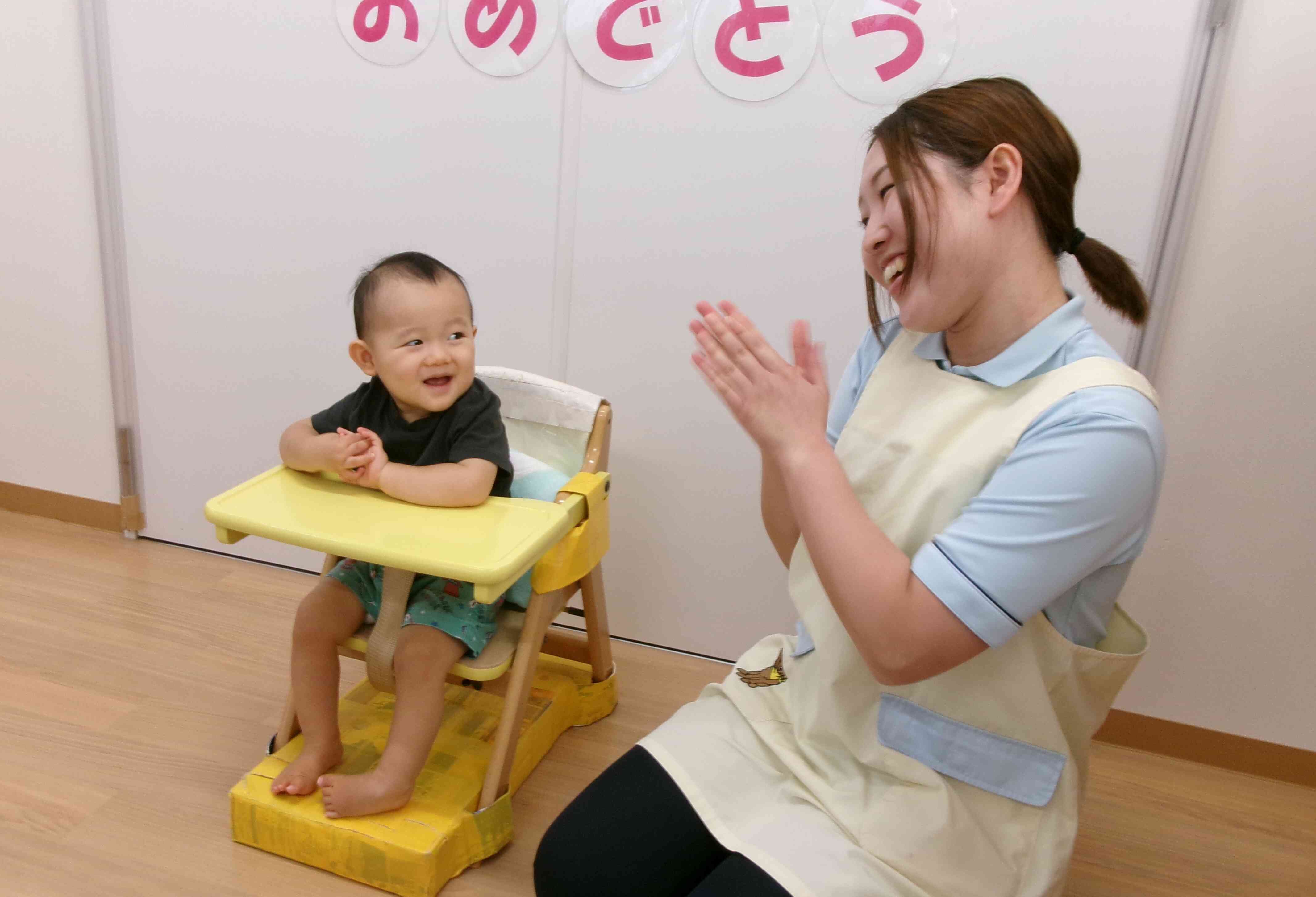 お誕生日会の様子です♪