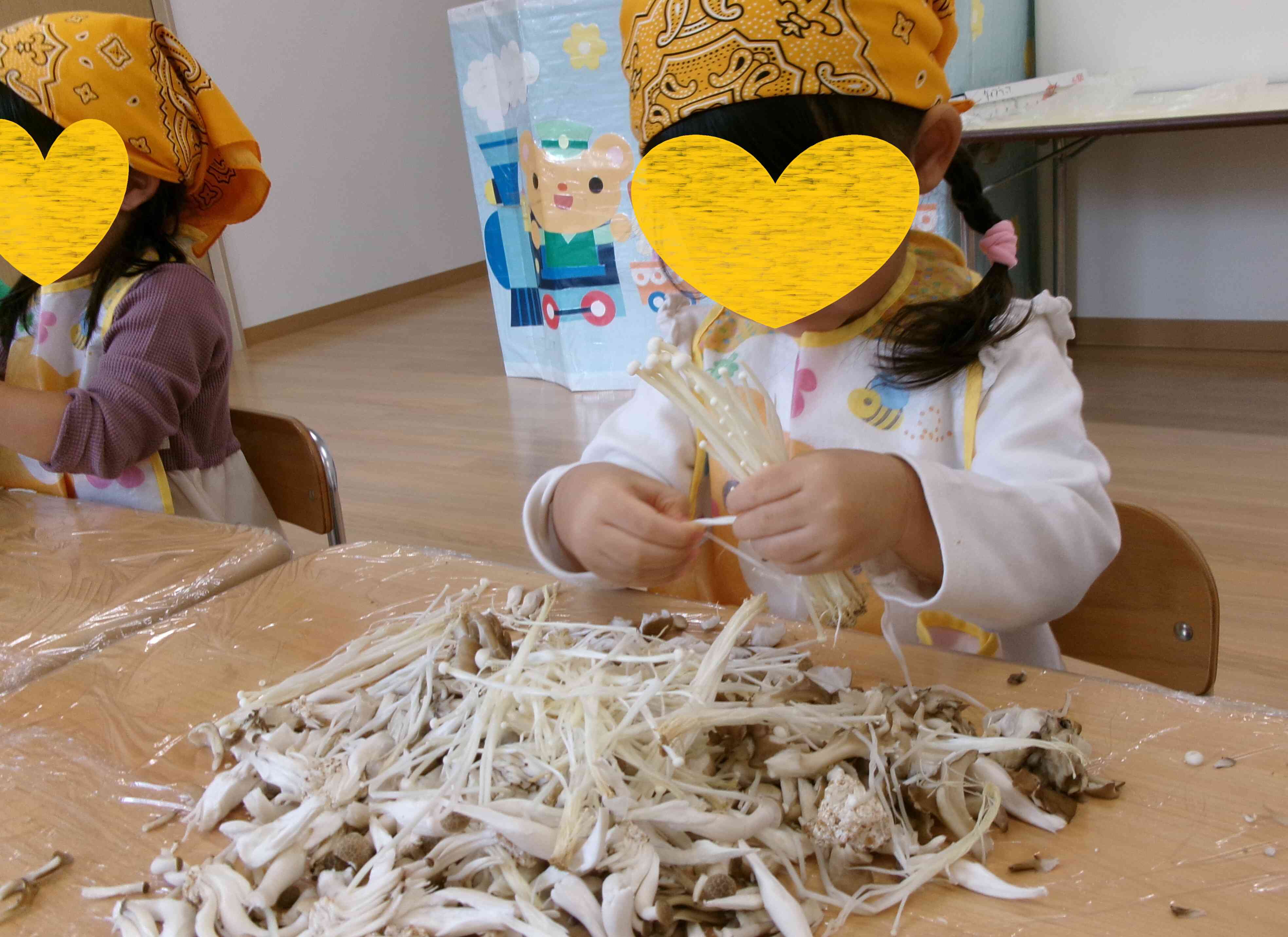 きのこのお山ができてきたよ！