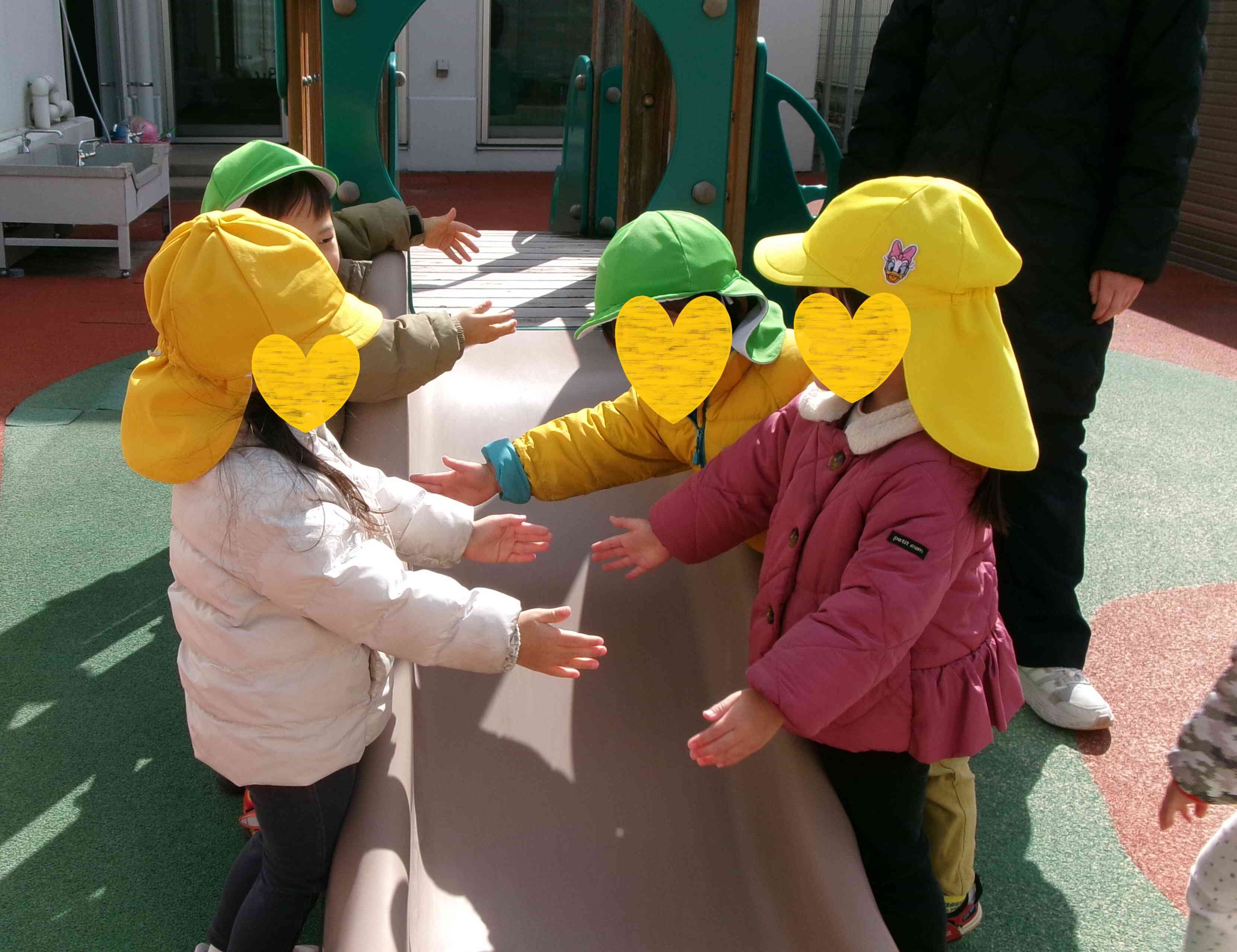 3月園庭あそびの様子☆