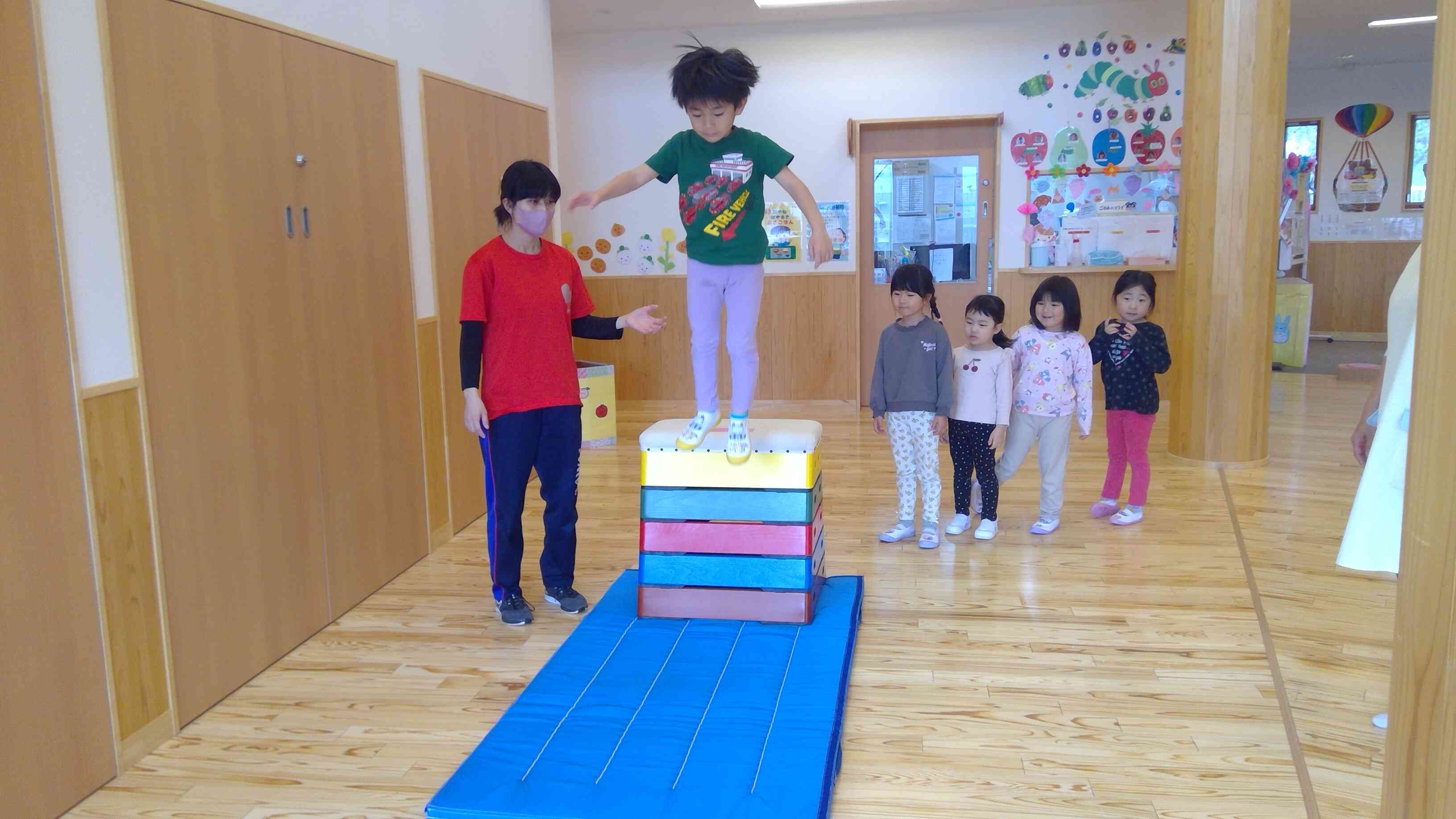 体育教室～りす組・ぱんだ組・きりん組