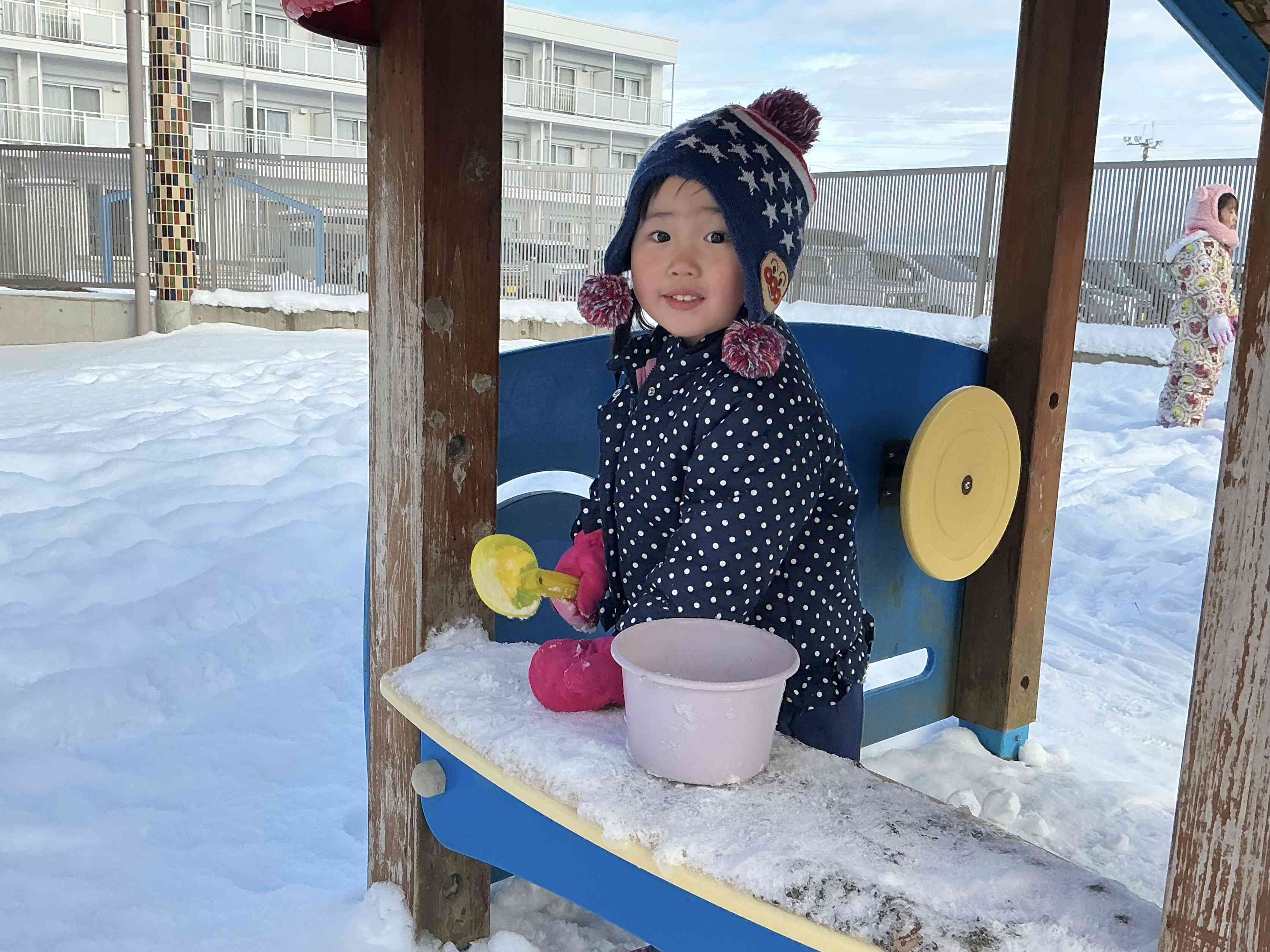 雪の感触、楽しいな！