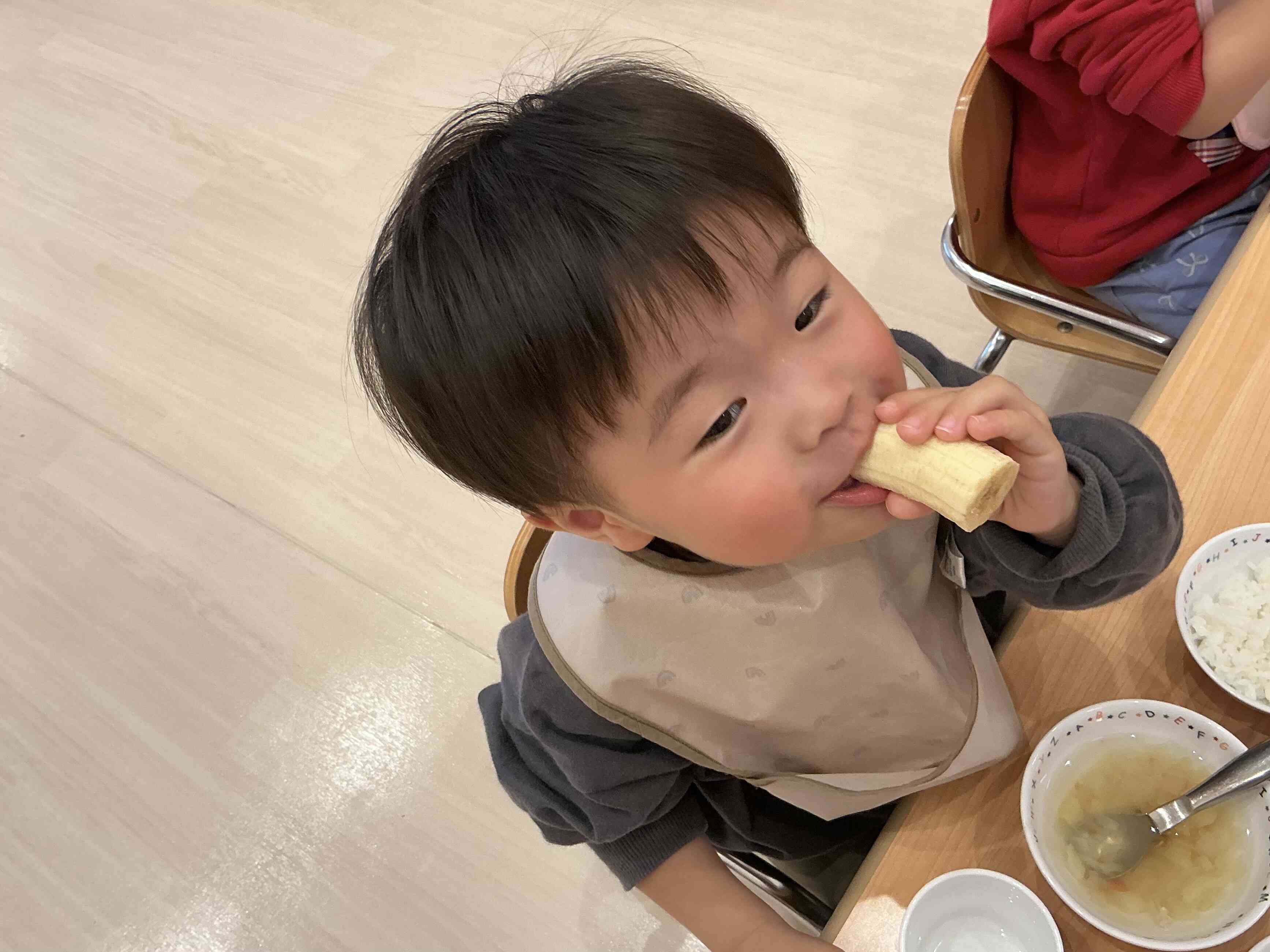 大好きなバナナ、おいしいなぁ