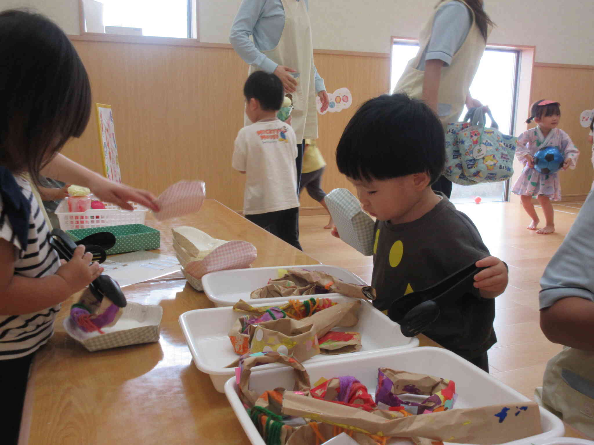 ドーナツ、どれにしようかな～？！