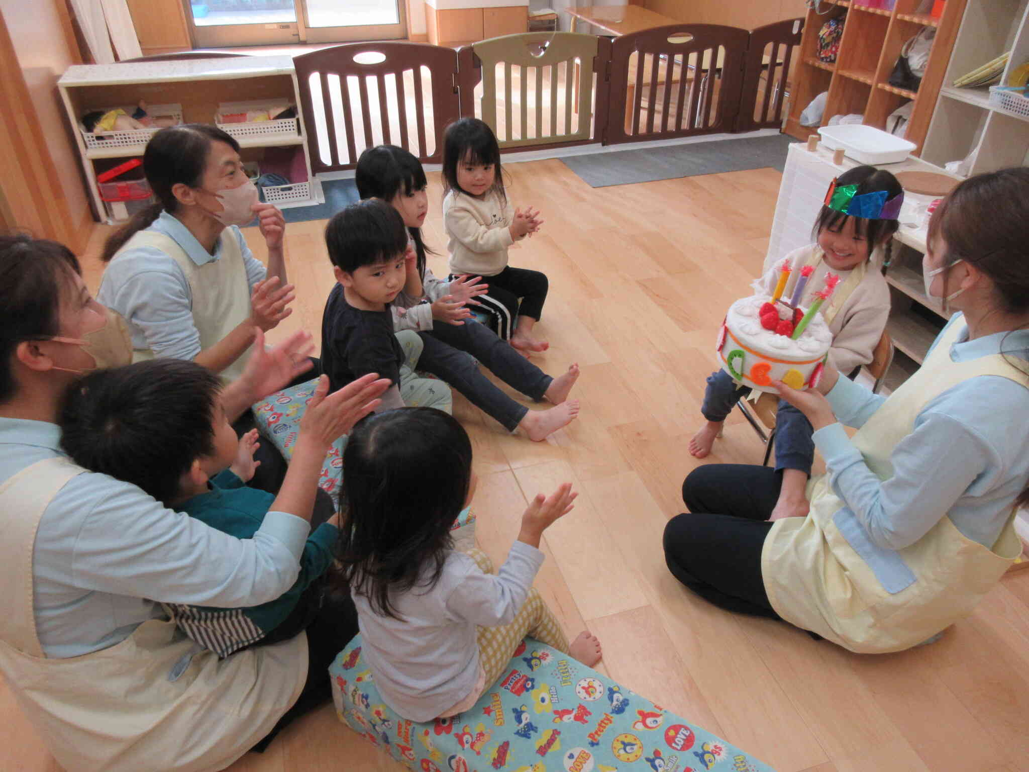 みんなでお祝い・・！おめでとう！