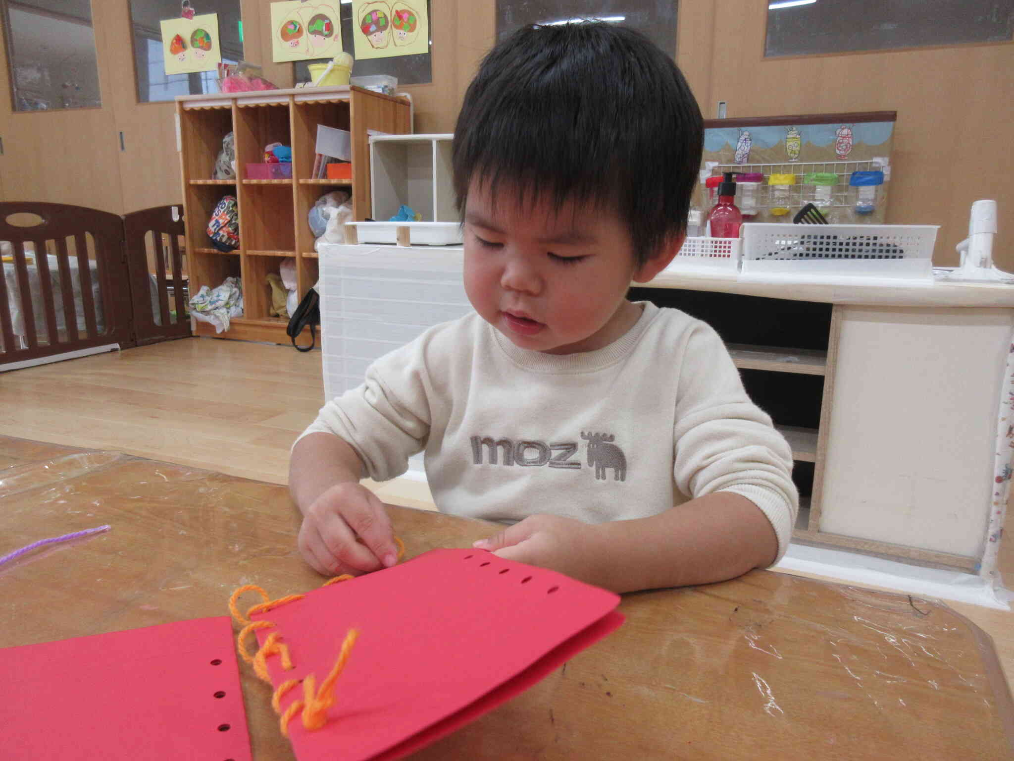 クリスマス製作!頑張ってね。