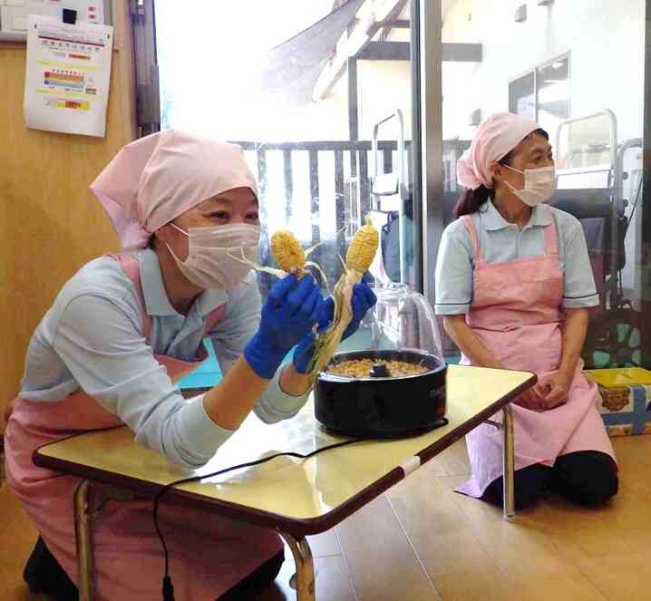 食育活動「ポップコーン作り」