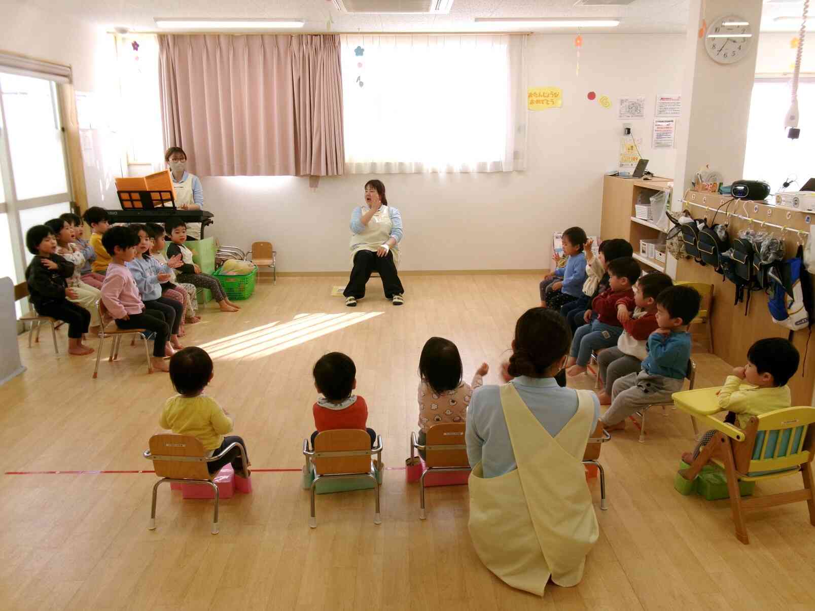 帰りの会の様子です♪ 来週も元気に登園してね(*^-^*)