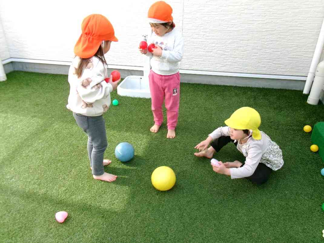 ボール遊び☆彡