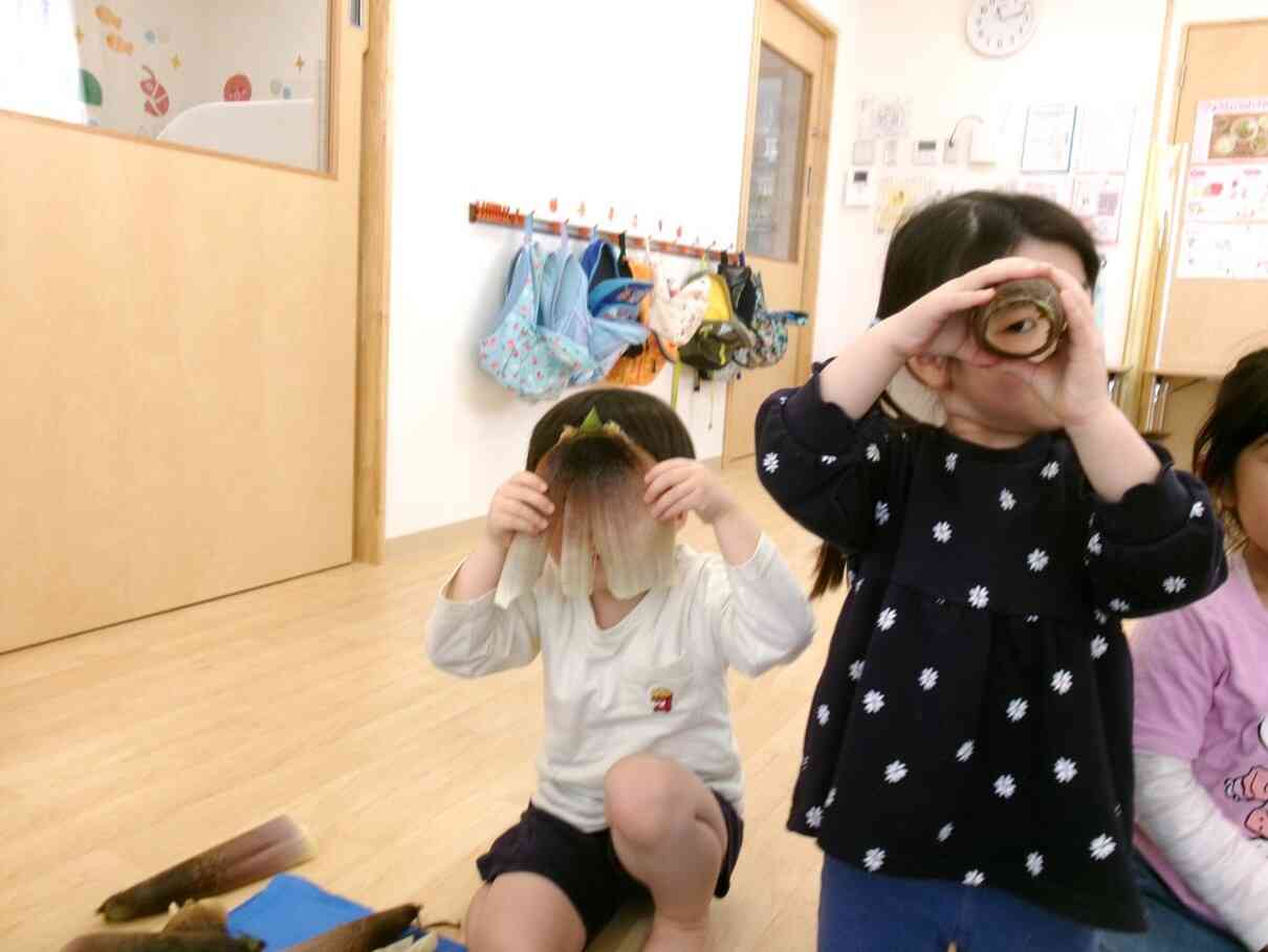 見て見て!なが~い前髪!こっちは望遠鏡だよ!!