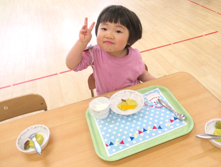 今日のおやつはスイートポテト(^^♪