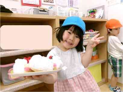 いらっしゃいませ♪ケーキはいかがですか？♡