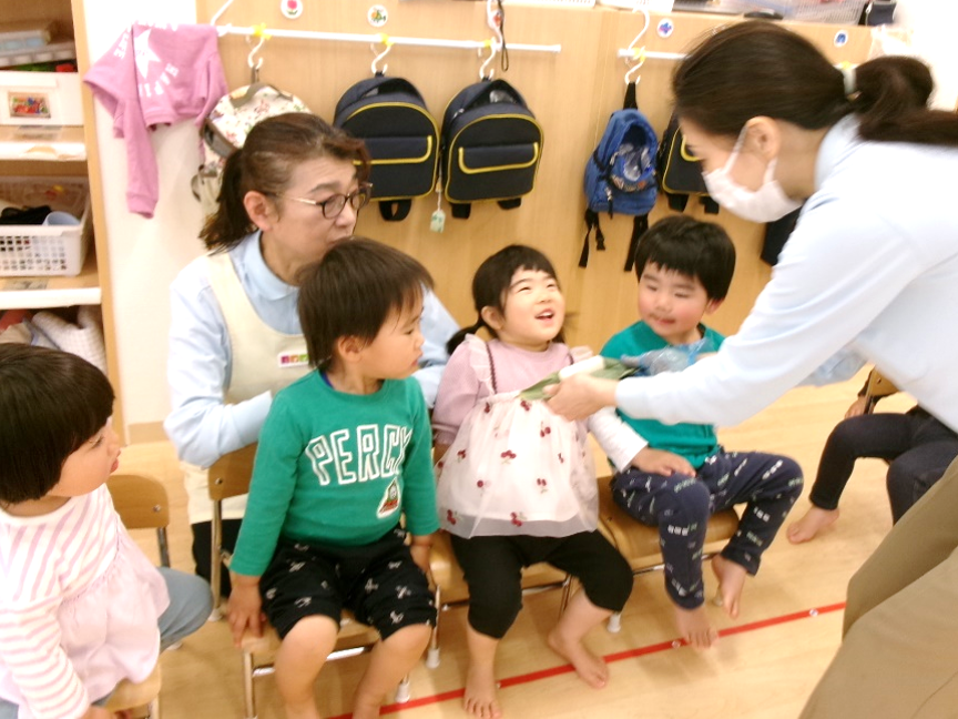 『しょうぶ』はどんな匂いがするかな？