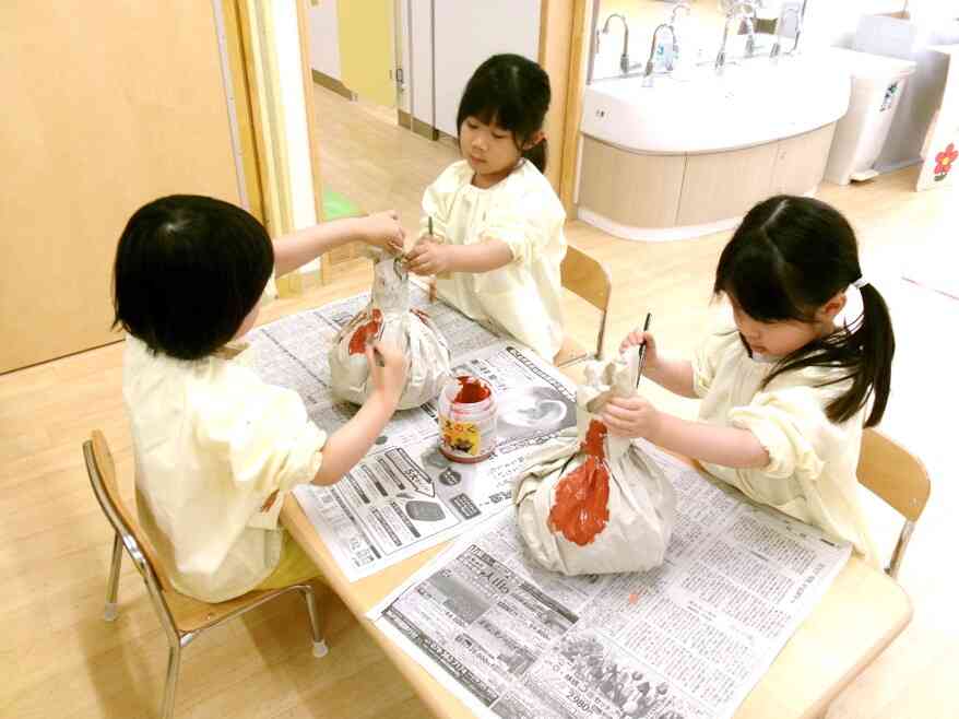 幼児さんは、運動会の大道具作りを楽しみました＾＾♪