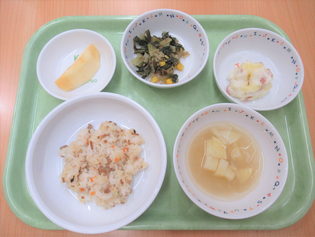 今日の給食は?♪