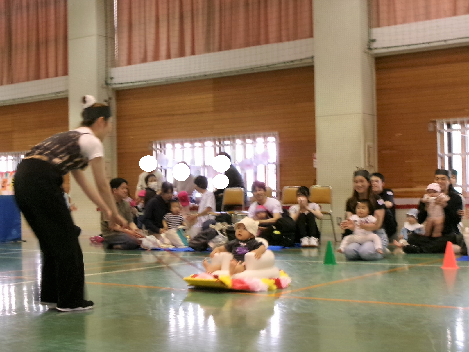 ☆運動会☆ひよこ組『おはなみぃつけた』