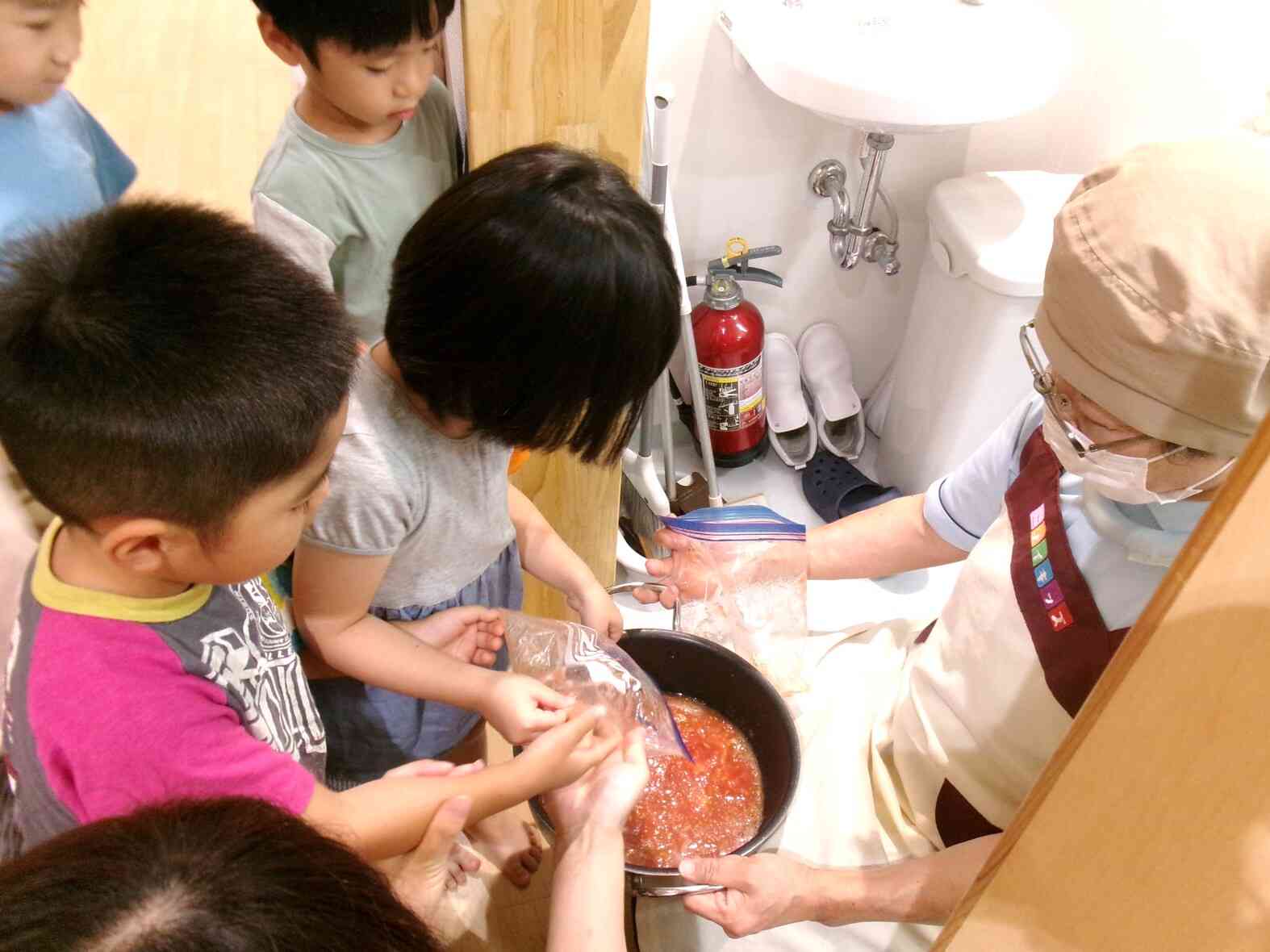 みんなで作ったトマト、こんなに沢山！！