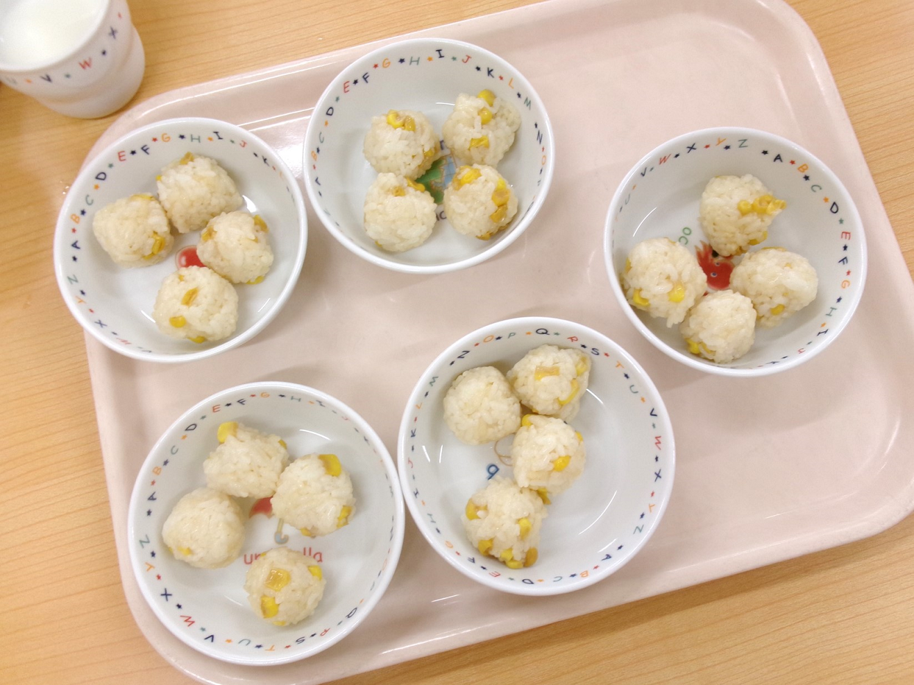 今日のおやつ、『焼きとうもろこしおにぎり』☆彡