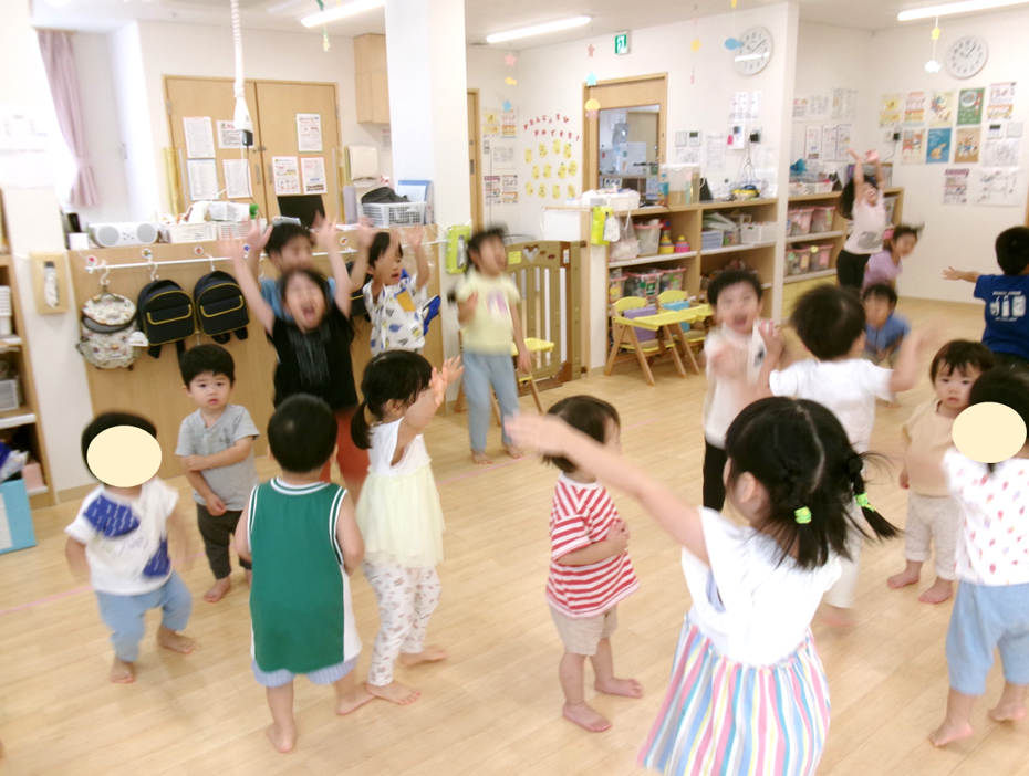 今日は8月26日で、パワフルの日！！朝の体操は久しぶりに『パワフルパワー』を元気いっぱい踊りました♪