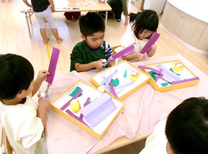 幼児クラスのお友だちは、ぶどうの製作をしました(・∀・)