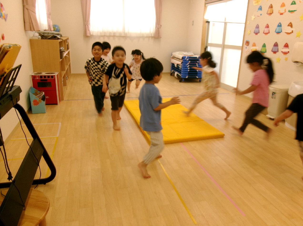 幼児さんは『ゴーストップゲーム』を楽しみました♪♪