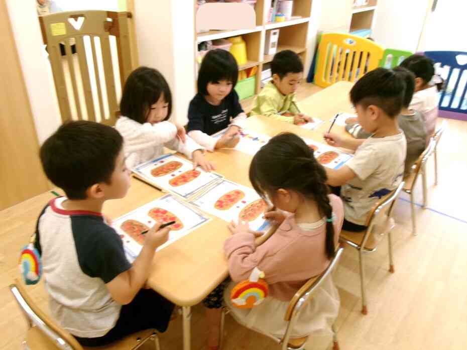 幼児クラスのお友だちは、数字のお勉強をしました(*^-^*)