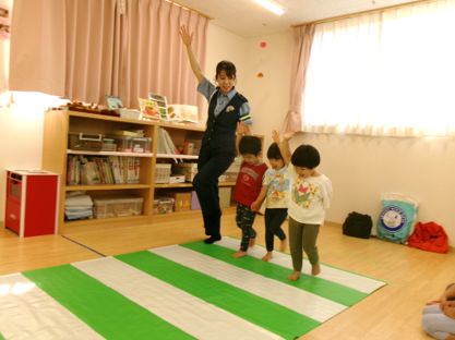 うさぎ組さんも、横断歩道を渡る練習をしました☆彡