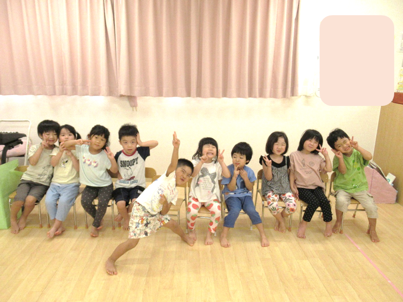 幼児クラスのお友だち、全員集合～＼(^o^)／