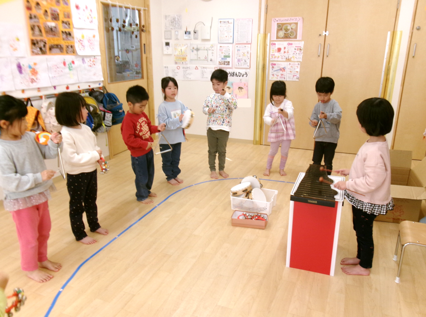 みんなで楽しく演奏中(˘︶˘).。.:*♡