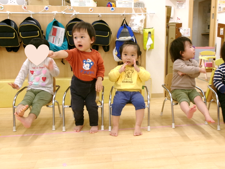 帰りの会の様子です(﹡ˆ﹀ˆ﹡)