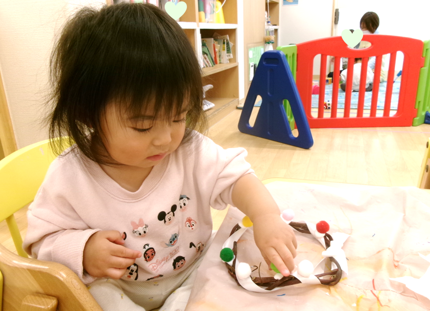 お部屋で製作をしたよ♪