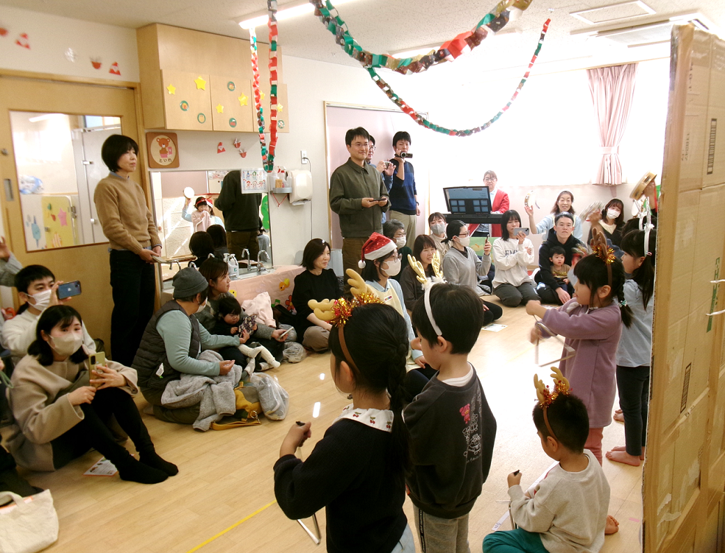 保護者の皆様からのアンコールに、びっくり嬉しそうな子どもたちでした＾＾♪